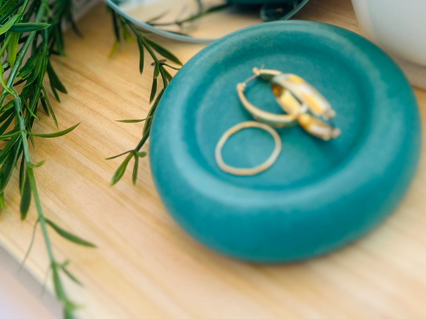 Donut Shaped Beauty Dish